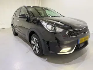 Kia Niro 1.6 GDI Hybrid BusinessLine (bj 2016, automaat)
