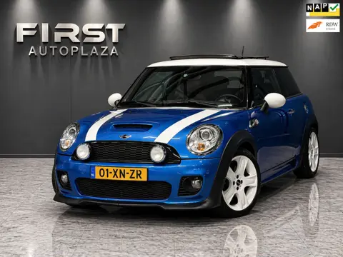 Mini Mini 1.6 Cooper S Chili AUTOMAAT PANO/LEDER/NAVI/CRUISE | KEURIGE AUTO !