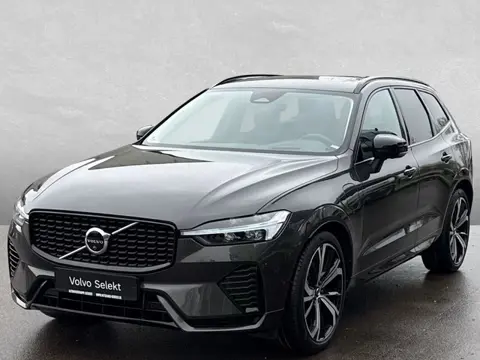 Volvo XC60 2.0 T8 Plug-in hybrid AWD Plus Dark (335kW/455PK) LUCHTV, PANO, ACC, HuD, 21-inch LMV ** 