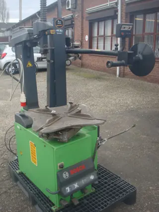 Bandenapparaat met hulparm Bosch TCE4420 12 tot 23