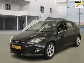 Ford Focus 1.0 EcoBoost Lease Titanium|NAVI|DODEHOEKSENSR|KEYLLES|BORDENHERKENING|CRUISE|LINEASSIST|