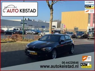 BMW 1-serie 116i AUTOMAAT 5-DEURS AIRCO/CAMERA/NAVIGATIE! SUPER STAAT!