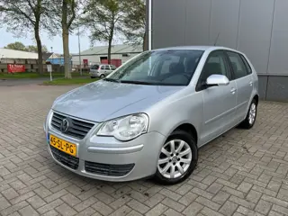 Volkswagen Polo 1.4-16V Sportline 134.727KM