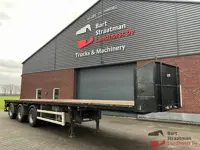 Floor FLO-17-30S2 3 assige platte trailer 2e & 3e as gestuurd. BS1875