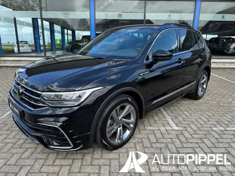 Volkswagen Tiguan 1.5 TSI R-Line | Led | 19"LMV | AURcamera | ACC | 1e eig. | als nieuw!
