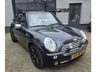 Mini Cabrio 1.6 Cooper Chili **CLIMA-NAP-CRUISECTRL**