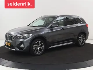 BMW X1 sDrive20i Business Edition Plus | Leder |  Head-Up | Stoelverwarming | Trekhaak | Camera | Sf