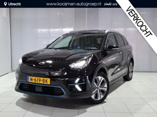 Kia e-Niro ExecutiveLine 64 kWh SOH 100% Stoel en Stuur verwarming, Schuif kantel dak, Apple Carplay
