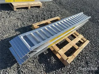 6 Ton Aluminum Loading Ramps (Unused) (bj 2025)