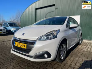 Peugeot 208 1.2 PureTech Blue Lion LED/Navi/P. Sensor/Airco/APK!