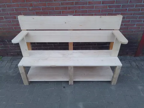 Te koop 3 x nieuwe houten tuinbanken