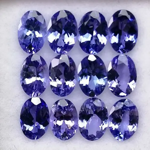 12 pcsTanzaniet - 5.78 ct