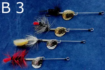 Diverse sets van 4 stuks Ultra Light Baars - Snoekspinners met vlieg voor de 3 - 5 grams spinhengel