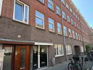 Woning aan de Bartholomeus Diazstraat te Amsterdam