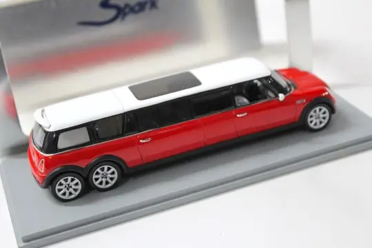 Spark - 1:43 - Mini Cooper Limousine XXL