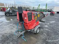 Saelen TIGER DR Tow-Behind Wood Chipper (bj 2016)