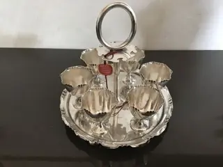 Verfijnde eierhouderset - Verzilverd