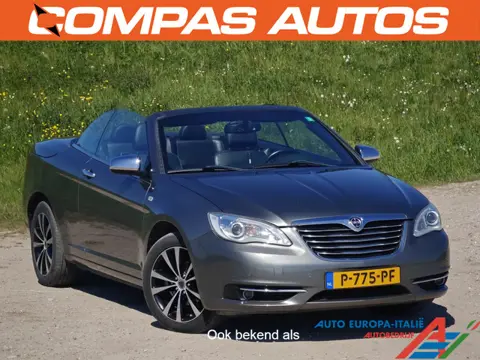 Lancia Flavia 2.4 Cabrio Automaat | Premium Audio | Leder