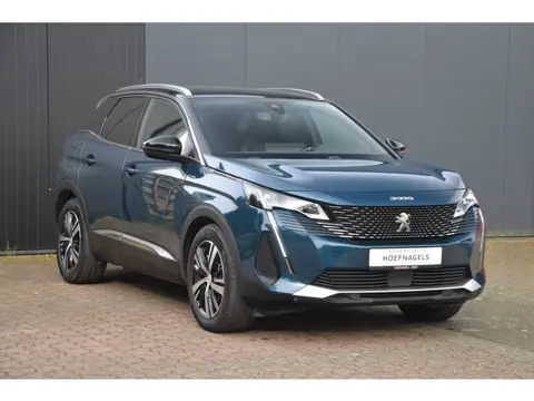 Peugeot 3008 1.6 HYbrid 225 PK * GT - Line * Alcantara GT Seats *