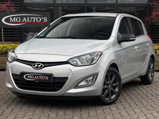 Hyundai I20 1.2i i-Drive | Cruise Control | Airconditioning | Parkeersensoren | Elektrische Spiegels