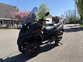 Gilera Fuoco 500 i.e. LT Zeer goed onderhouden motor in nieuwstaat !!! Ook voor alleen autorijbewijs