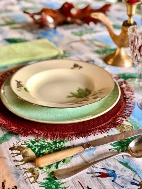 Tafelkleed voor grote tafels, bijpassende servetten