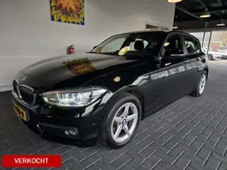 BMW 1-serie 118i Corporate Lease Executive / 1e Eig. / LED / Sportstoelen / PDC