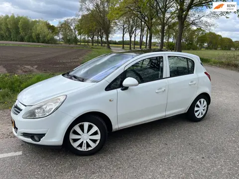 Opel Corsa 1.4-16V Edition