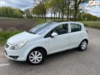 Opel Corsa 1.4-16V Edition