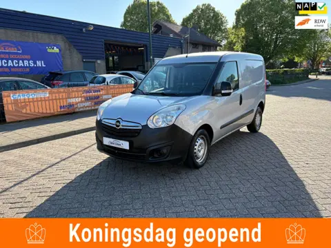 Opel Combo 1.3 CDTi L1H1 Edition NIEUWE APK!