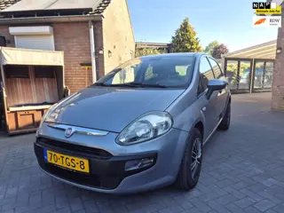 Fiat Punto Evo 1.4 Natural Power Active 5 Drs Airco ( Auto loopt niet lekker )
