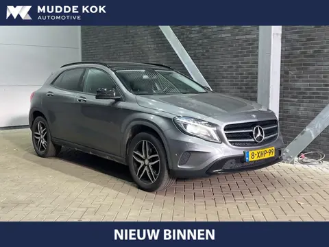 Mercedes-Benz GLA-klasse 200 Ambition Comfort | Automaat | Trekhaak | Panoramadak | Camera | Leder |
