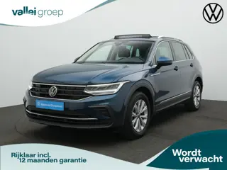 Volkswagen Tiguan 1.5 TSI 130 pk Life | Panoramadak | Adaptive Cruise | Elektrische achterklep | Stu