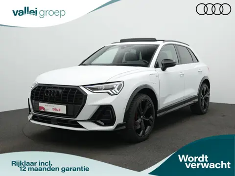 Audi Q3 45 TFSI e 245 pk S-Line | Panoramadak | Trekhaak | Sonos | Leder/alcantara | Elektrische sto