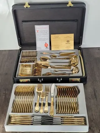 SBS SOLINGEN - decoratief, ongebruikt 70-delig 23/24 karaat