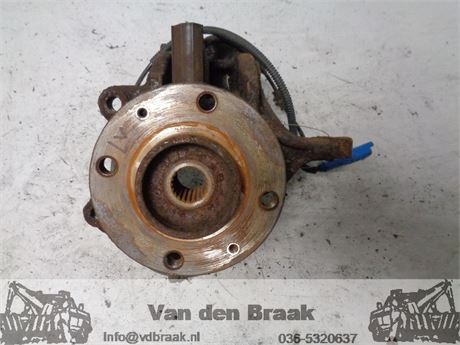 Peugeot 208 1.2 VTi 2012-2019 Fusee links voor