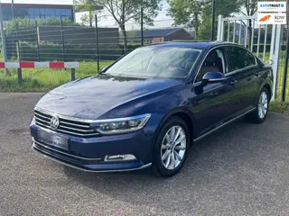 Volkswagen Passat 1.4 TSI Highline LED Virtual Camera Carplay Leder