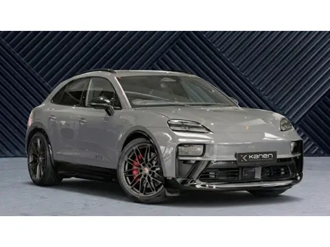 Porsche Macan GTS 100 KWH Sport Design ACC Pano Matrix PASM 360 Stoelvent SportChrono Headup Achtera