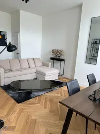 Woning aan de Koningin Emmakade te Den Haag