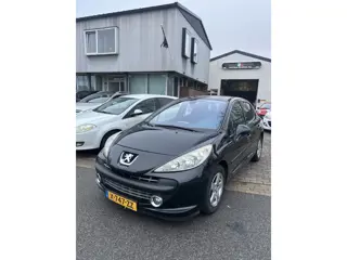 Peugeot 207 1.4 VTi Cool 'n Blue 5 Deurs,Clima. Keurig nette en goed rijdende 207 Apk 27-03-2026(Evt
