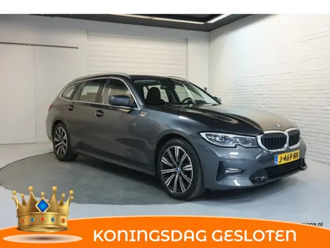 BMW 3 Serie Touring 320i Rijklaar! | Leder | Sportinter | Carplay | DAB +