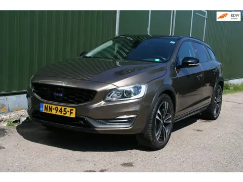 Volvo V60 Cross Country 2.0 T5 Summum R-DESIGN, LEER, NAVIGATIE, CAMERA, TREKHAAK