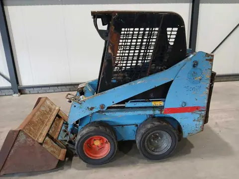 Gehl bobcat schranklader