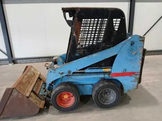 Gehl bobcat schranklader