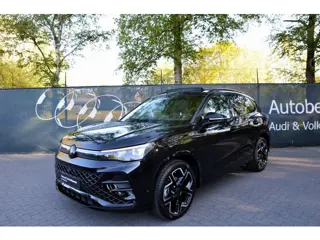 Volkswagen TIGUAN 1.5 eTSI |R-Line|Black Style|Massage|Trekhaak|Panoramadak|HuD|