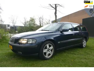 Volvo V70 2.4 Comfort Line automaat/airco/cruise/camera