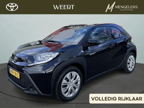 Toyota Aygo X 1.0 VVT-i MT Play | Rijklaar | Apple Carplay | Camera