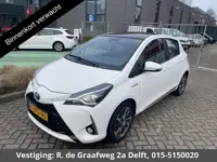 Toyota Yaris 1.5 Hybrid Executive | Panoramadak | Leder | Lichtmetalen velgen | Navigatie