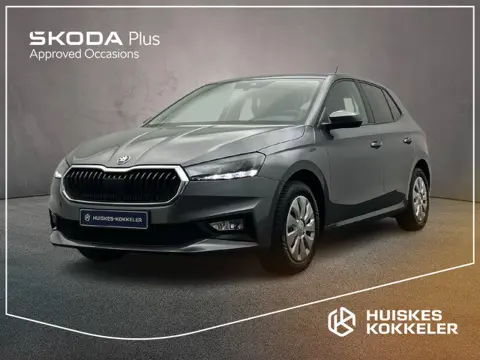 Skoda Fabia Selection 1.0 TSI 95pk Cruise control, App connect, Parkeersensor achter, LED koplampen,