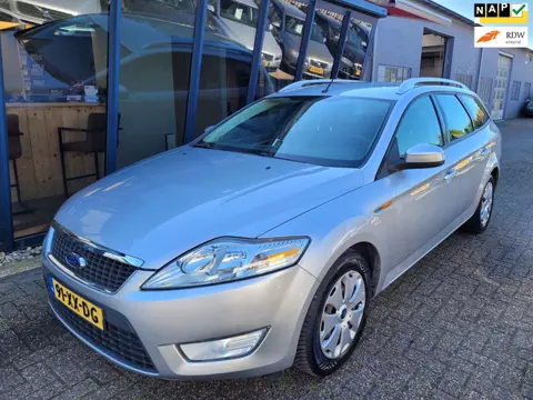 Ford Mondeo Wagon 2.0-16V Trend
